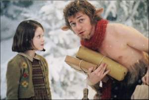 Смотреть онлайн Хроники Нарнии: Лев, колдунья и волшебный шкаф. (2005)